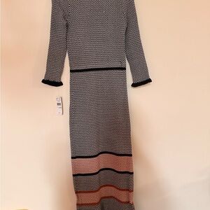 Elegant Black and Brown Patterned Dress